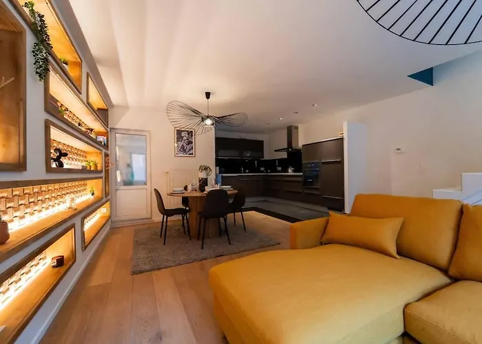 Luxury Duplex Coeur De 64-3 Mons